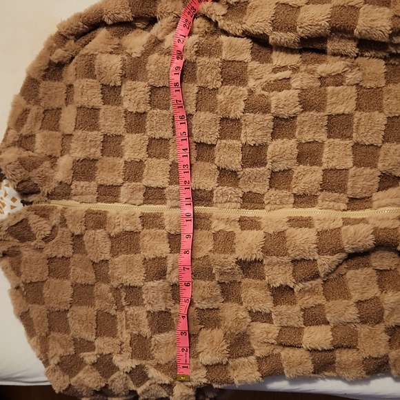New! Checkered sherpa Jacket tan brown size medium - Picture 5 of 6